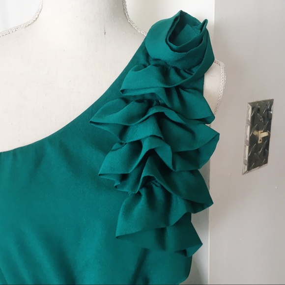 Forever 21 Green One Shoulder Dress Size Medium - Picture 4 of 7